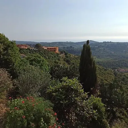 度假居 La Terrazza Sul Melograno - *