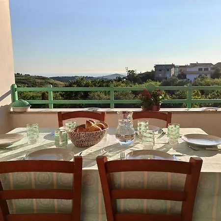 La Terrazza Sul Melograno - بيت للعطل *
